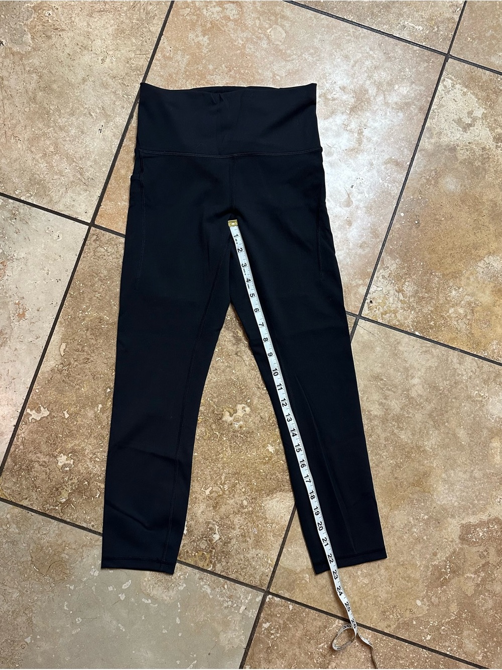 Lululemon Wunder Train High-waisted crop leggings, size 6